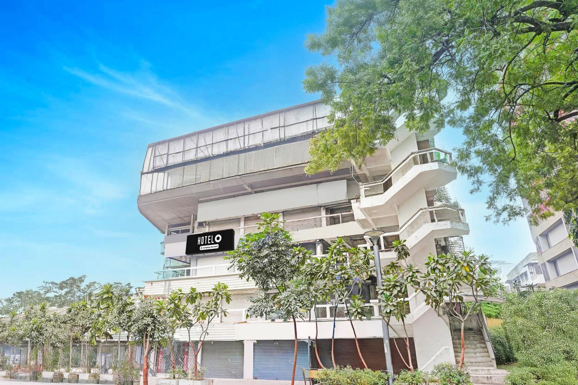 אחמדאבאד Super Hotel O Navrangpura Cg Road Formerly Hotel Yugraj מראה חיצוני תמונה