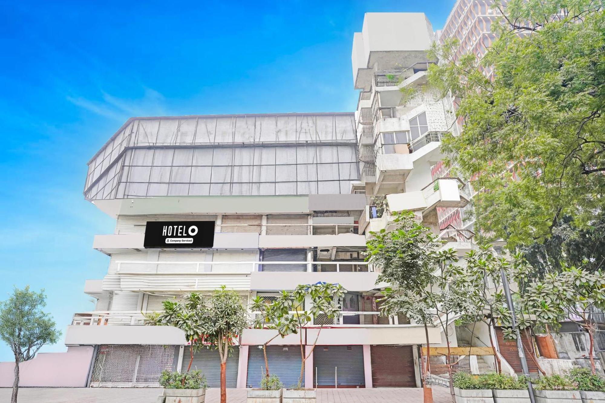אחמדאבאד Super Hotel O Navrangpura Cg Road Formerly Hotel Yugraj מראה חיצוני תמונה